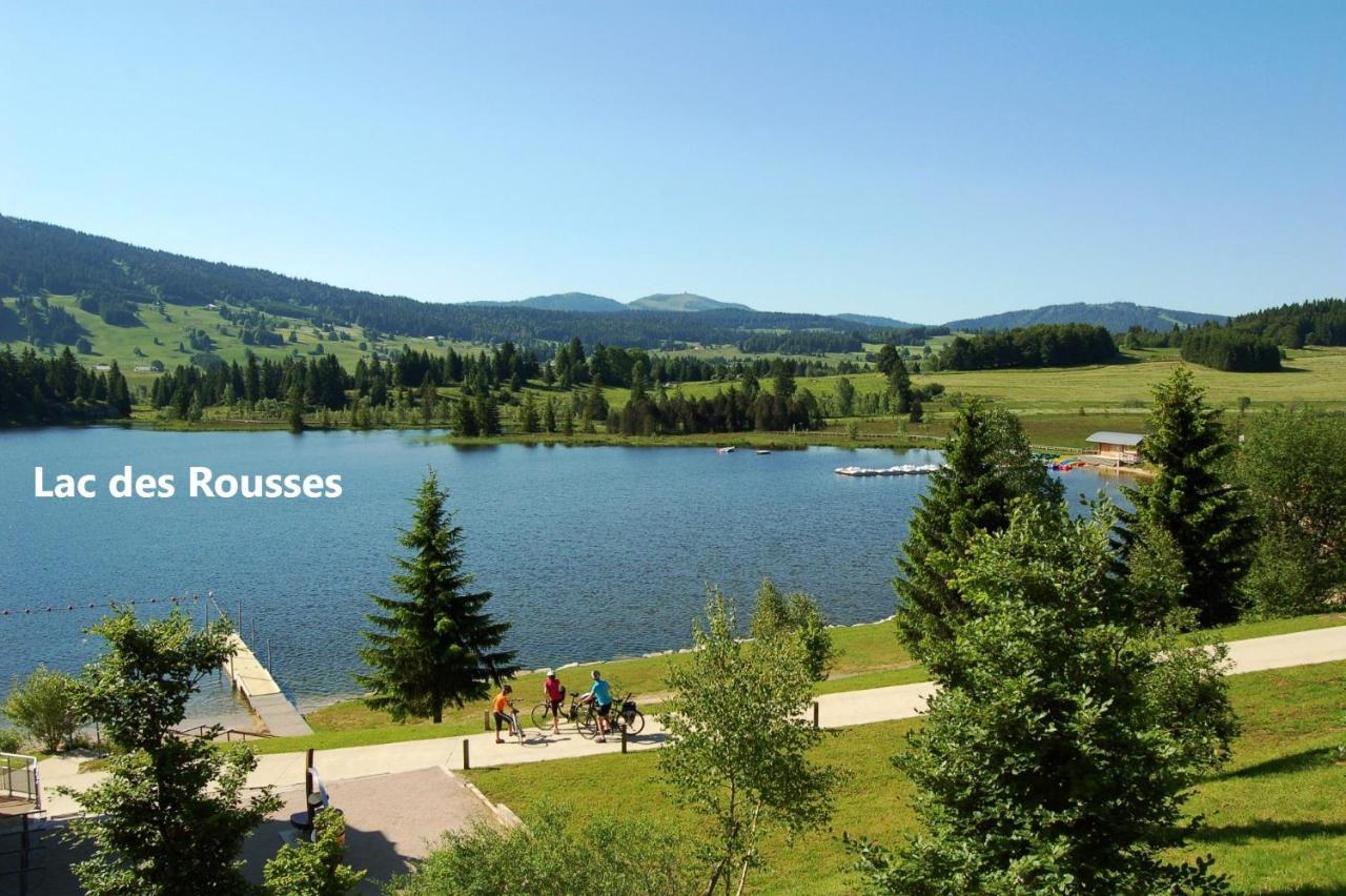 Sauna En Bord De Riviere Morez Zewnętrze zdjęcie
